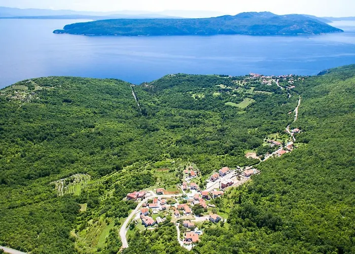 Albertina-1 By Interhome Tatil Evi Martina