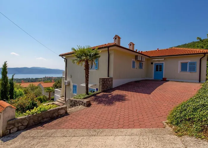 Albertina-1 By Interhome * Martina