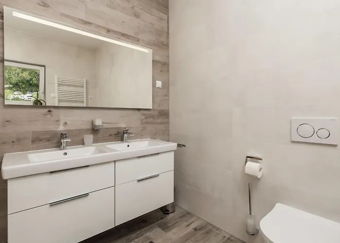 Albertina-1 By Interhome